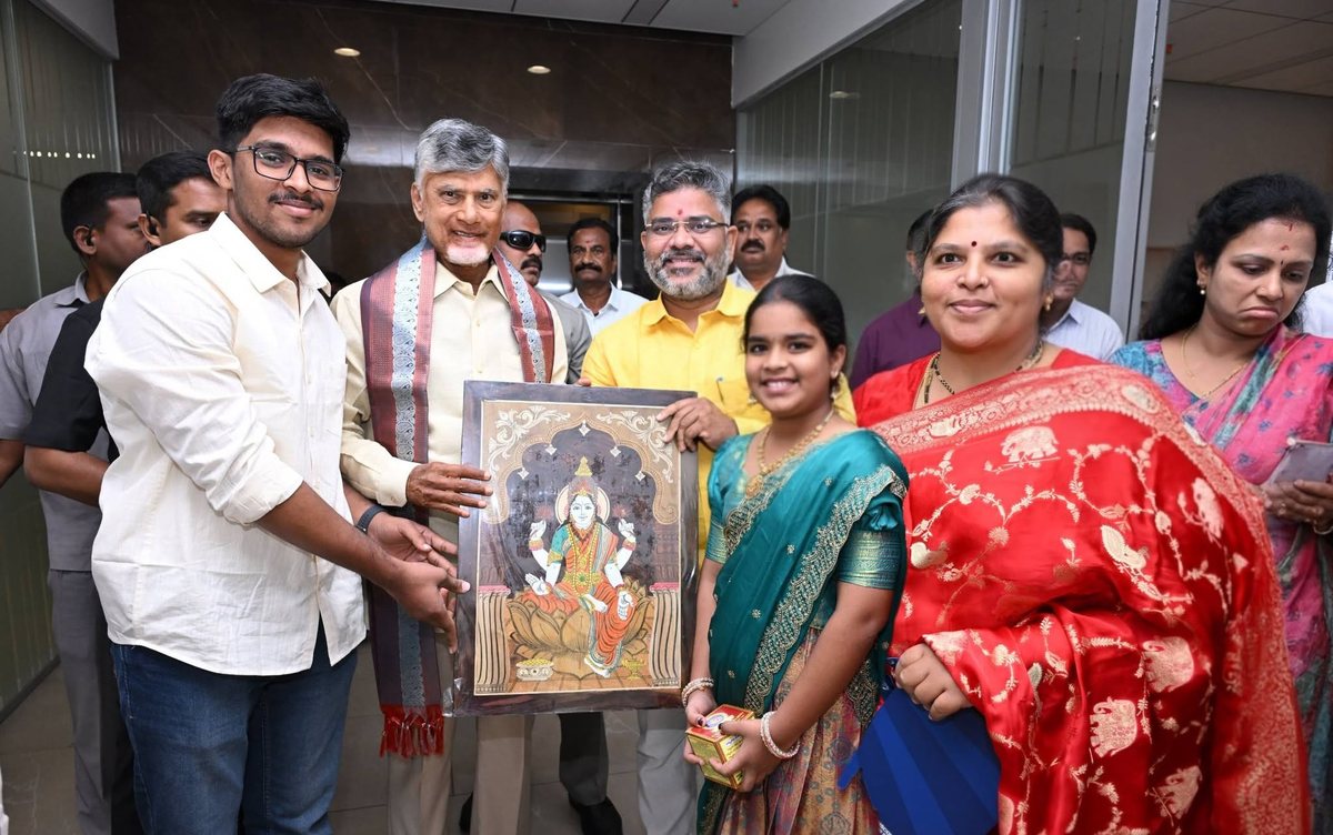 Talikota Hari Krishna with family meeting Chief Minister N. Chandrababu Naidu in Amaravati